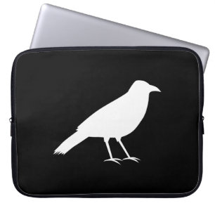 Capa Para Notebook Preto com um corvo branco