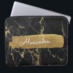 Capa Para Notebook Preto e mármore com folha Dourado e brilho<br><div class="desc">Preto e mármore com folha Dourado e caso elegante do nome do monograma do brilho. Este caso pode ser personalizado para incluir seu nome.</div>