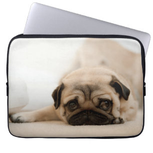 Capa Para Notebook Pug da fêmea de Tan