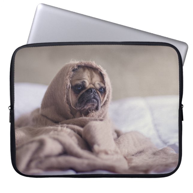 Capa Para Notebook Pug in A Blanket Cute Pug in A Blanket (Frente)