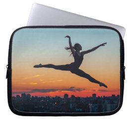 Capa Para Notebook Pulando Ballerina