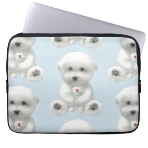 Capa Para Notebook Puppy Abraçando Seu Brinquedo