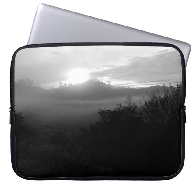 Capa Para Notebook Quebra de dia..... (Frente)