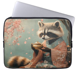 Capa Para Notebook Raccoon Buddha: Chá Pacífico Sob Árvore Cerejeira