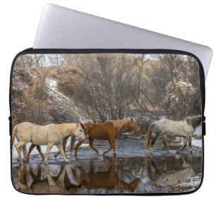 Capa Para Notebook Rancho Hideout Horse