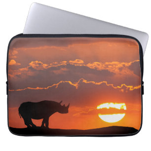 Capa Para Notebook Rinoceronte ao pôr do sol, Masai Mara, Quênia
