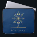Capa Para Notebook Roda Dourada Náutica, Marinho Azul<br><div class="desc">Esta imagem apresenta uma roda de barco dourada,  sobre um fundo azul marinho.</div>