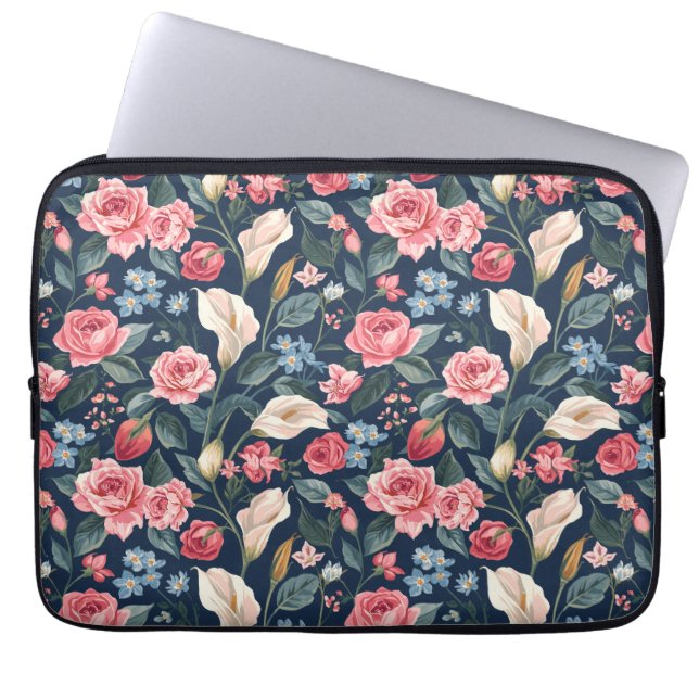 Capa Para Notebook Romantic Navy Blue Floral Garden Pattern (Frente)