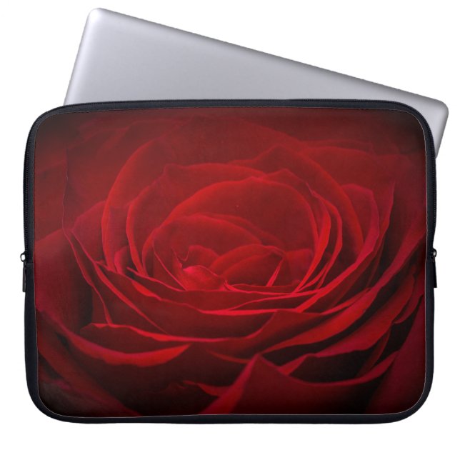 Capa Para Notebook Rosa de Sangue Vermelho Profundo em Preto (Frente)