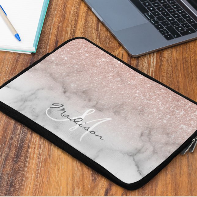 Capa Para Notebook Rose Gold Glitter ombre marble Monogram (Criador carregado)