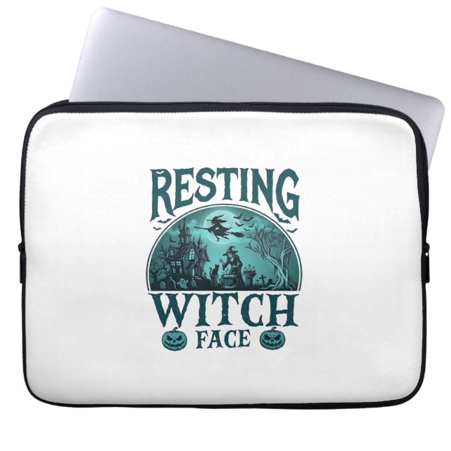 Capa Para Notebook Rosto de Bruxa em Repouso Halloween Casa Assombrad (Frente)