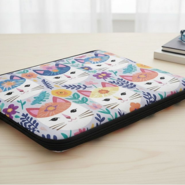 Capa Para Notebook Rostos de Gatos e Flores  (Criador carregado)