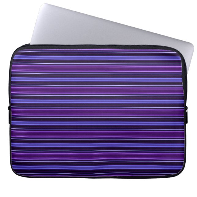 Capa Para Notebook Roxos distribuídos (Frente)