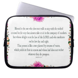 Capa Para Notebook Salmo 1, Na Lei do Senhor,Fronteira da Flor Roxa