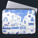 Capa Para Notebook Santorini - Ilhas Aquarela Gregas<br><div class="desc">Pintura de paisagem branca e azul de aquarela baseada na ilha grega de Santorini. Arte original de Nic Squirrell.</div>