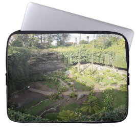 Capa Para Notebook Santuário Oculto de Umpherston Sinkhole