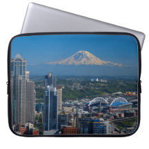 Seattle com o Monte Rainier Fotografia Laptop Slee