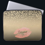 Capa Para Notebook Shiny Foil Confetty Ou Diamond, Lábios Personaliza<br><div class="desc">Esta imagem apresenta um confete de folha de ouro ou diamantes com lábio e nome brilhantes.Os diamantes são as melhores amigas do sexo feminino.Então trate-se a si mesmo ou a um amigo para algo especial com este lindo acessório coberto de diamante. Selecione o botão de fantasia para alterar o estilo,...</div>