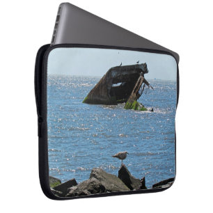 Capa Para Notebook Shipwreck
