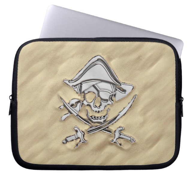 Capa Para Notebook Silver Pirate Skull in the Sand Scene (Frente)