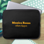 Capa Para Notebook Simples profissional Neon Orange Black<br><div class="desc">Fundo de cor solar preto limpo minimalista e bolsa de laptop moderna de fontes Neon Orange. Personalize para seu uso personalizado. Clique no botão "Personalizar" para alterar a cor de fundo, os estilos de fonte e a cor da fonte. Design clássico | Produto Elegante | Cores de tendências | Na...</div>