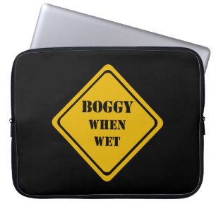 Capa Para Notebook sinal de estrada "boggy when wet"
