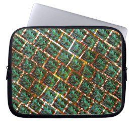 Capa Para Notebook Sob o grilo sujo e enferrujado