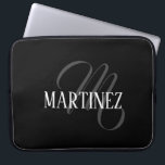 Capa Para Notebook Sobrenome Personalizado Elegante Preto | Nome<br><div class="desc">Nome Personalizado Elegante Preto. Você pode optar por adicionar seu nome,  o nome de um ente querido ou uma mensagem especial. Seja um presente sincero para alguém que lhe é caro ou um tratamento pessoal,  a escolha é sua.</div>