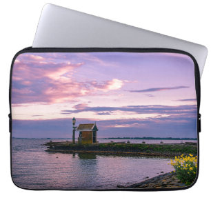 Capa Para Notebook Sol rosa sobre o lago