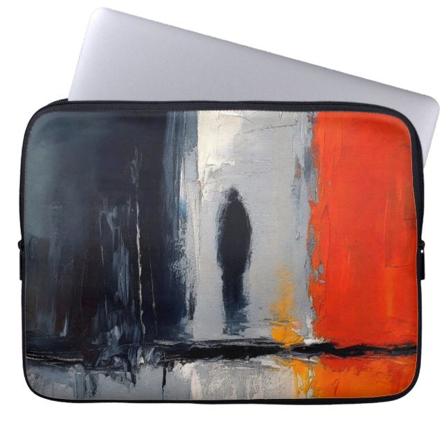 Capa Para Notebook Solidão – Figura Abstrata no Silêncio Urbano (Frente)