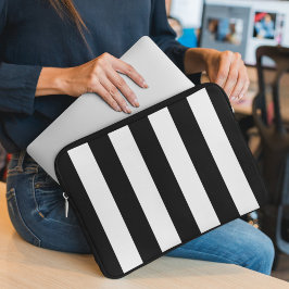Capa Para Notebook Stripes Negras e Brancas, Padrões Strike, Linhas