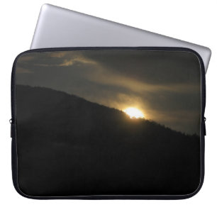 Capa Para Notebook Super Lua sobre Washington Mountain