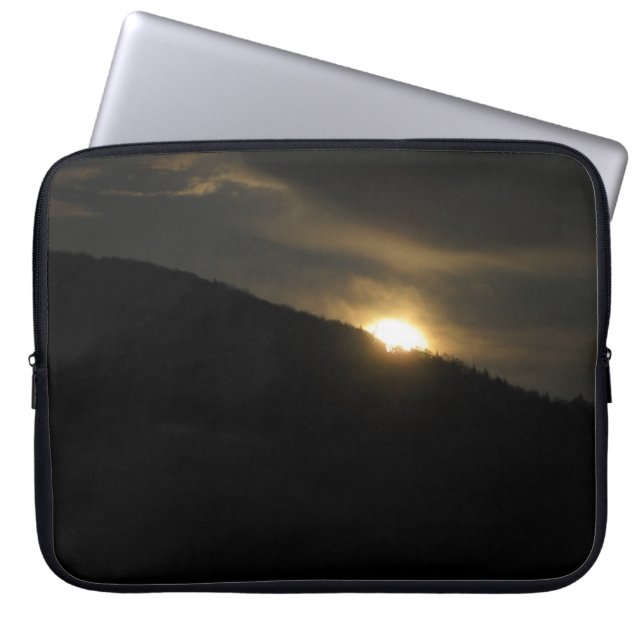 Capa Para Notebook Super Lua sobre Washington Mountain (Frente)