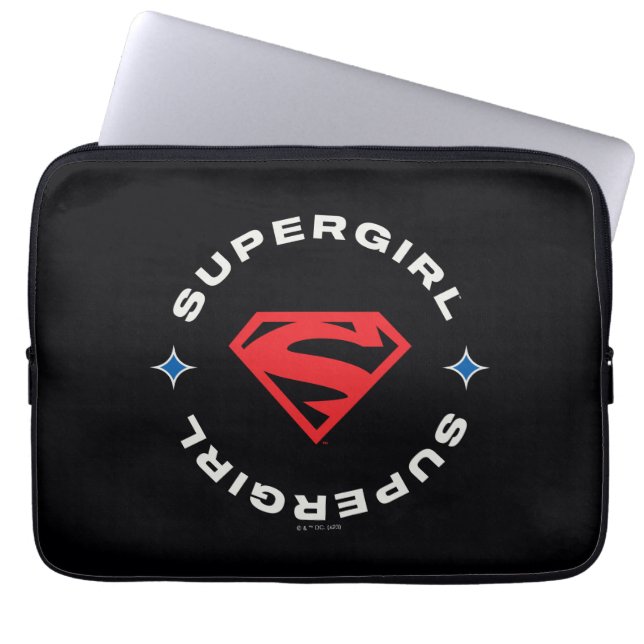 Capa Para Notebook Supergirl Age de Heroes Circle S-Shield (Frente)