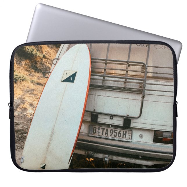 Capa Para Notebook Surfboard branca e preta (Frente)