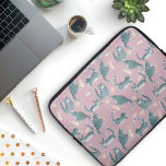 Capa Para Notebook Tabuleiro de Cinzas Ruins por Gatos Que Batem As C<br><div class="desc">Esse padrão desenhado pela mão é uma compilação de cinzas engraçadas e bonitinhas por gatos derrubando várias coisas - canecas de café,  suculentos,  remoções de TV e vasos de flores. Um padrão engraçado para aqueles que amam seus gatos,  mesmo que eles sejam idiotas e batam nas coisas.</div>
