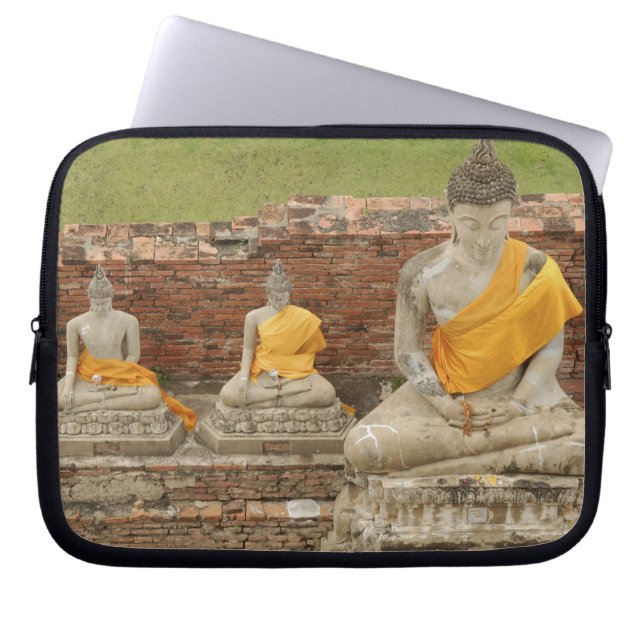 Capa Para Notebook Tailândia, Ayutthaya. Estátuas de budas sentados (Frente)