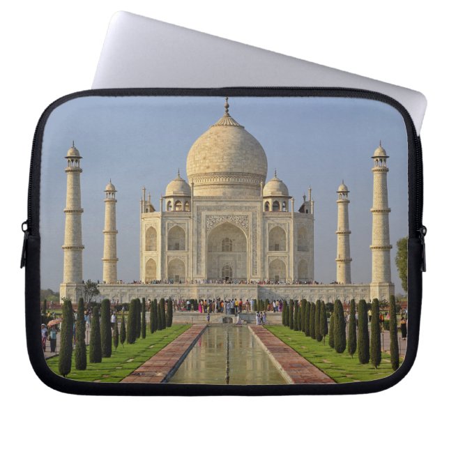 Capa Para Notebook Taj Mahal, um mausoléu localizado em Agra, Índia,  (Frente)