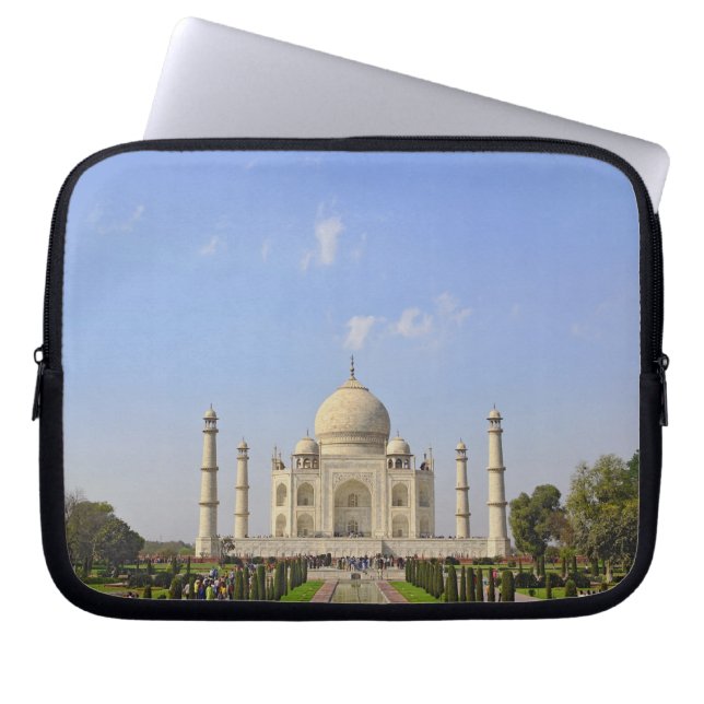 Capa Para Notebook Taj Mahal, um mausoléu localizado em Agra, Índia, (Frente)