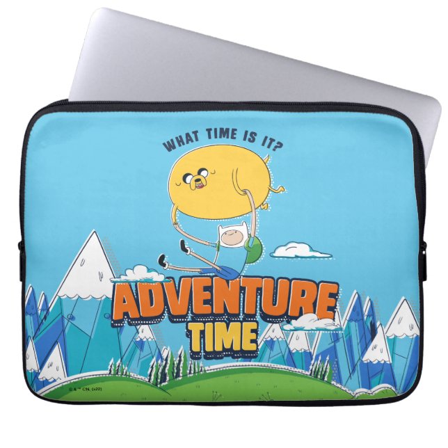 Capa Para Notebook Tempo de Aventura | Jake Flutuando Com Finn (Frente)