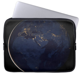 Capa Para Notebook Terra cheio com Luzes da Cidade