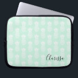 Capa Para Notebook Teste padrão bonito bonito elegante do abacaxi do<br><div class="desc">Hortelã moderna & teste padrão branco do abacaxi.</div>