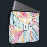 Capa Para Notebook Textura primavera orgânica com formas onduladas fl<br><div class="desc">Primavera de cores,  textura orgânica com linhas onduladas fluentes,  padrão uniforme. Monograma opcional.</div>