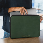 Capa Para Notebook Textura verde escura elegante de couro e roteiro D<br><div class="desc">Esta bolsa de laptop apresenta uma elegante textura verde-escura de couro,  oferecendo um aspecto sofisticado e eterno. O couro rico e luxuoso é complementado por uma guião de ouro delicada,  acrescentando um toque de opulência e estilo. Perfeito para manter seu laptop seguro enquanto fazer uma declaração de moda chic.</div>