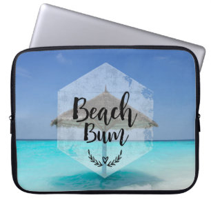 Capa Para Notebook Tipografia de Praia - Guarda-chuvas na Praia Tropi