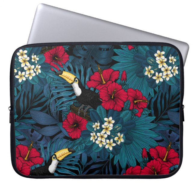 Capa Para Notebook Toucans e flora tropical, verdes e vermelhas (Frente)