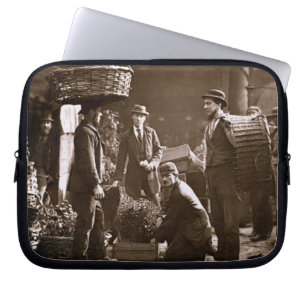Capa Para Notebook Trabalhadores do jardim de Covent (woodburytype)
