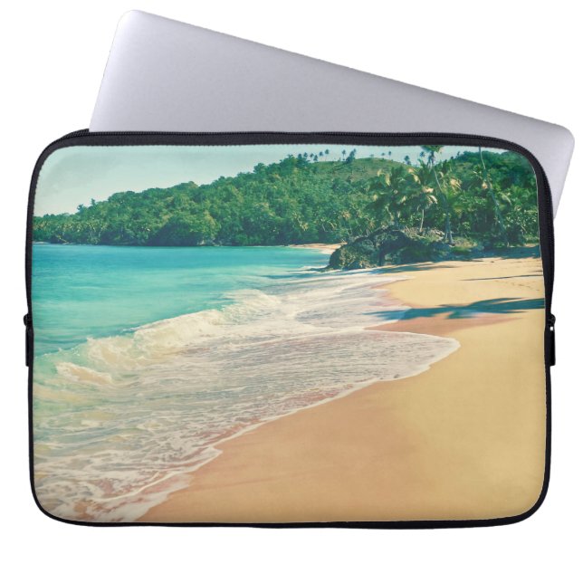 Capa Para Notebook Tranquil Tropical Island Beach (Frente)