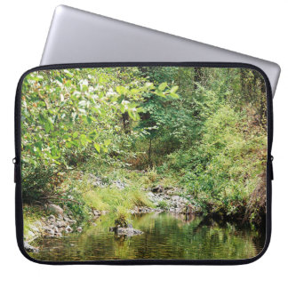 Capa Para Notebook Tranquilidade nos bosques......