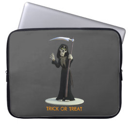 Capa Para Notebook Trick or Treat. Cartoon Grim Reaper